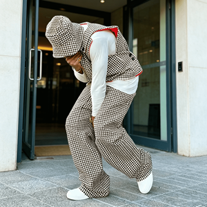 Completo Sportivo da Uomo con Logo Personalizzato, Stile Y2K, Gilet Senza Maniche a Pied-de-Poule e Pantaloni Larghi, Abbigliamento Streetwear - Product Image 2