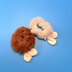 Versátil coletero de peluche con orejas de conejo para mujer, con detalles de animales de dibujos animados en 3D, estilo lindo y suave, perfecto para otoño y - Product Image 1