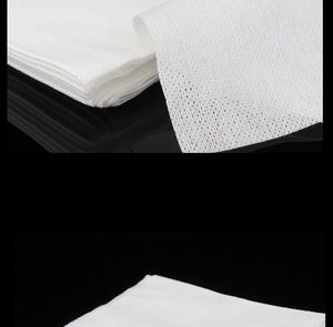 Salviette di Carta Monouso Z Fold per Tatuaggi, Asciugamani in Polpa di Legno Goffrata per Saloni di Bellezza e Uso Tatuaggi - Product Image 3