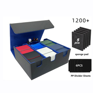 Boîte de rangement pour cartes à collectionner PQ Large Trading Card Deck Box avec fermeture magnétique en cuir, capacité de 5 boîtes de cartes contenant plus de 1200 cartes pour le rangement de cartes TCG - Product Image 1