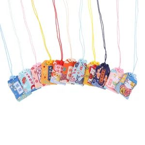 Квадратный кулон из хлопка с вышивкой - Product Image 6