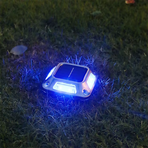 Vente flash : 8 lampes solaires LED carrées en acier inoxydable, étanches, professionnelles, pour allée, jardin, cour - Product Image 4