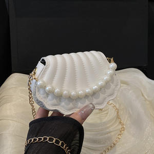 Nouveau sac à main en cuir PU tendance pour femme, forme de coquille, sac à bandoulière, sac à main mignon avec chaîne de perles - Product Image 2
