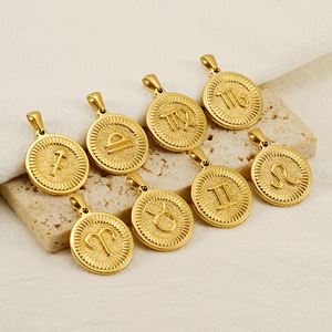 Colgante de Moneda con Signo del Zodíaco |   Amuleto Redondo del Zodiaco de Acero Inoxidable Chapado en Oro PVD de 18K para la Fabricación de Joyas |   Impermeable e Hipoalergénico - Product Image 1