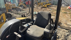 รถขุดไฮดรอลิกแบบตีนตะขาบ Komatsu PC35/PC55/PC40 มือสองจากญี่ปุ่น น้ำหนัก 3.5 ตัน เครื่องยนต์มอเตอร์ ชั่วโมงการทำงานต่ำ ผ่านการทดสอบและบำรุงรักษาแล้ว - Product Image 6