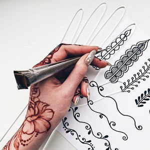 Débutants Blanc Acrylique Pratique Main Pratique <span class=keywords><strong>Henné</strong></span> Avec Acrylique Main Modèle Réutilisable Acrylique <span class=keywords><strong>Henné</strong></span> Pratique Main Pour Mehndi - Product Image 3