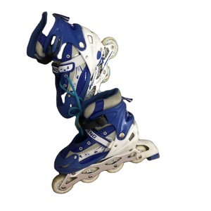 Patins à roulettes 2026 en gros pour garçons et filles, patins professionnels d'occasion, patins à roulettes clignotants mixtes - Product Image 1