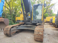 Excavadora Volvo EC460BLC usada de alta calidad económica para la reconstrucción de áreas devastadas por la guerra