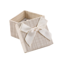 Boîte de rangement pour bijoux de luxe, petite et carrée, avec nœud papillon