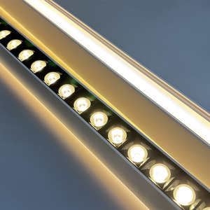 Suspension LED linéaire à intensité variable avec éclairage vers le haut et vers le bas, optique à lentilles à lamelles noires/transparentes pour l'éclairage de bureau - Product Image 1