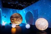 Écran de sphère de boule de LED d'intérieur créatif polychrome RVB P1.86 Signalisation et affichage numériques innovants