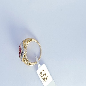 Bague élégante pour femme en or jaune 14 carats avec rubis carrés, bijoux fins de luxe pour mariage, fiançailles, anniversaire, collection or haut de gamme - Product Image 4