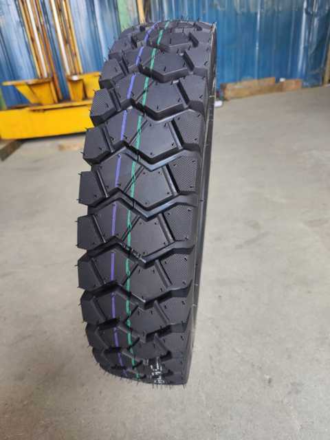 The Factory Is Selling in High Demand the Brand-new Bias-ply Trucks, Tractors and Three-wheelers with 5.00-12 Tires