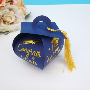 Caja <span class=keywords><strong>de</strong></span> <span class=keywords><strong>Dulces</strong></span> <span class=keywords><strong>con</strong></span> Forma <span class=keywords><strong>de</strong></span> Birrete <span class=keywords><strong>de</strong></span> Graduación, Recuerdos para Fiesta <span class=keywords><strong>de</strong></span> Graduación, Caja <span class=keywords><strong>de</strong></span> Regalo <span class=keywords><strong>con</strong></span> Borla Dorada, Pequeño Souvenir para Invitados <span class=keywords><strong>de</strong></span> la Clase <span class=keywords><strong>de</strong></span> 2026 - Product Image 3