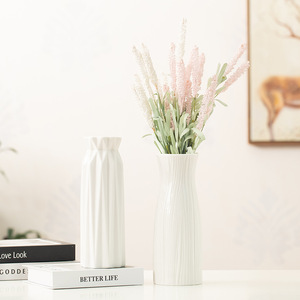 Vase en céramique blanc brillant de qualité supérieure avec fonction hydroponique pour la décoration de salon, table à manger, fleurs séchées - Product Image 3