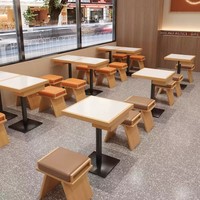 Ensemble table et chaises de restaurant en bois massif, style minimaliste moderne, pour restaurants, cafés, salons de thé, boutiques de bubble tea, usage commercial