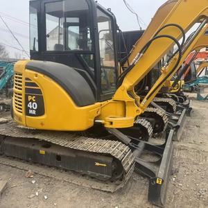 รถขุดขนาดเล็กมือสองจากญี่ปุ่น ยี่ห้อ Komatsu รุ่น PC40 น้ำหนัก 4 ตัน รถขุดไฮดรอลิกแบบตีนตะขาบขนาดกะทัดรัด ขายสภาพดี ราคาคุ้มค่า - Product Image 1