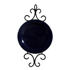 Porte-assiettes mural en métal noir fini, finition noire ronde, résistant à la rouille, support de rangement pour vaisselle de cuisine - Product Image 1