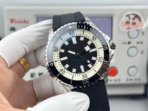 Nuevos Relojes Mecánicos de Diseño para Hombre de Alta Calidad y Gran Venta; Relojes de Moda en Color Negro - Product Image 2