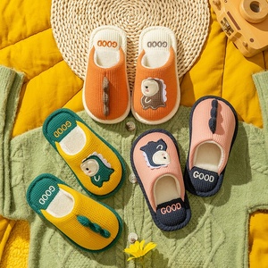 Automne hiver enfants coton pantoufles mignon dinosaure intérieur antidérapant chaud en peluche pour garçons filles EVA imprimé Animal en plastique - Product Image 4