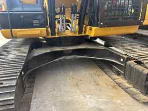 Excavatrice sur chenilles d'occasion Cat Caterpillar 323D de bonne qualité - Product Image 2