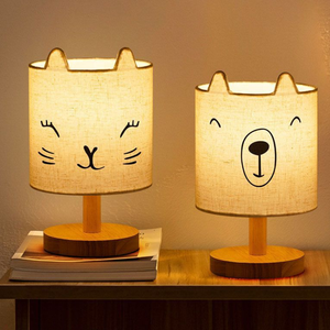 Lampe de table <span class=keywords><strong>Atmosphera</strong></span> Cat pour enfants, en bois, moderne, pour chambre à coucher, LED blanc chaud, à brancher, à intensité variable, taille moyenne, CRI 80 élevé - Product Image 1