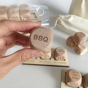 Romantique saint valentin Date nuit dés en bois ensemble forme carrée décideur pour dîner nourriture film cadeau d'anniversaire pour les Couples - Product Image 2