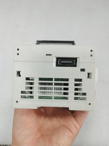 Controlador PLC, Sensor, Controlador Lógico Programable, Nuevo y Original FX5U-80MT/ES - Product Image 6