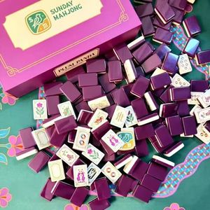 Jeu de Mahjong de Luxe en Acrylique Violet avec Design Écologique, Dominos Imprimés, Pieds Pliants pour Jeu de Table en Voyage - Product Image 2