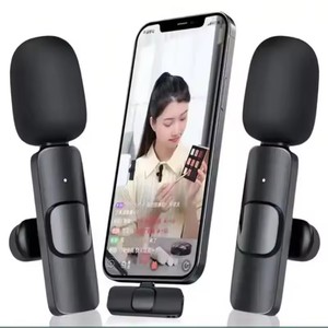 Dropshipping Tiktok <span class=keywords><strong>Facebook</strong></span> Youtube Transmisión en vivo Mini sistema profesional Lavalier Micrófono inalámbrico para teléfono inteligente - Product Image 1