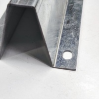 Barre de renforcement profilée 0,9 mm pour quincaillerie de porte de garage, pour portes sectionnelles industrielles et résidentielles