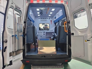 Ambulancia médica de emergencia F0-rD equipada con equipo, diésel, transmisión manual. - Product Image 5