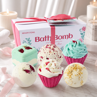 OEM ODM Kustom Buatan Tangan Organik Fizzy Spa Bubble Vegan Relaksasi Minyak Esensial Cupcake Mewah Mawar Bunga Kering untuk Mandi