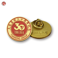 Logo personnalisé épingle personnalisée forme ronde bouton en étain insigne métal doux émail dur épinglettes pour vêtements