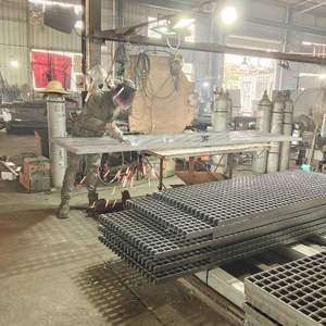 Caniveau de drainage avec grille en acier inoxydable 304, adapté aux parkings en <span class=keywords><strong>béton</strong></span> et aux fossés de circulation industrielle - Product Image 6