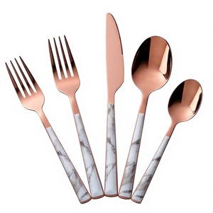 Ensemble de couverts élégants en acier inoxydable plaqué or rose avec manche en marbre, vaisselle de luxe moderne, fourchette, couteau, cuillère - Product Image 1