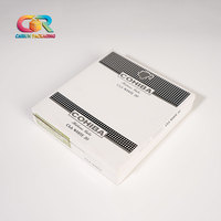 Boîte à cigarettes noire en carton rigide avec couvercle et base, personnalisable