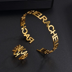 Anillo y Pulsera con Nombre Personalizado en Chapado de Oro de 18k, Joyería Personalizada, Regalo Impermeable de Acero Inoxidable, Pulsera de Moda para Mujer - Product Image 1