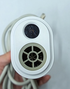 Sèche-cheveux pour animaux de compagnie de luxe, silencieux, haute vitesse, à brancher, pour chiens et chats, avec nettoyage automatique et fixation douce autour du cou – Vente en gros usine - Product Image 4