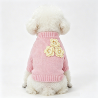 Pull chaud d'hiver pour chien, col roulé, tricoté, crocheté, fleur, perle, sweat à capuche pour chien fait main au crochet