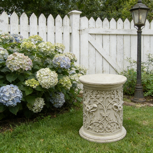 Base de Resina Europea Antigua con Relieve de Uvas, Pedestal Cuadrado para Estatuas de Jardín, Columna Romana - Product Image 3