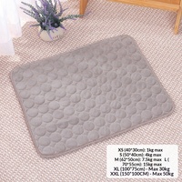 Tapis rafraîchissant pour animaux de compagnie avec logo personnalisé, respirant, matelassé à cercles, plusieurs tailles, couleur unie, non toxique, sûr pour l'été