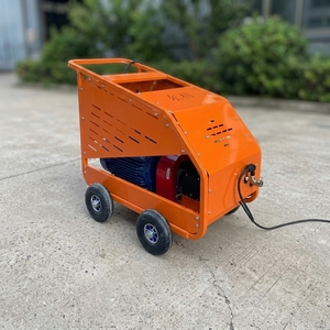 Nouvelle nettoyeuse <span class=keywords><strong>haute</strong></span> <span class=keywords><strong>pression</strong></span> électrique à eau froide <span class=keywords><strong>haute</strong></span> performance 15 kW 350 bars pour le décapage de peinture murale extérieure et la restauration de toitures - Product Image 2