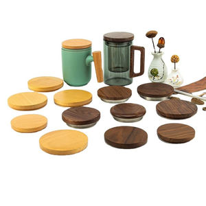 Couvercle de tasse en bois massif poli sur mesure SUNBO, fabriqué en bois d'acacia et de noyer avec anneau antidérapant en caoutchouc naturel - Product Image 3