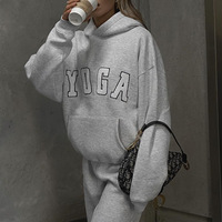 Nouveau Sweat-shirt décontracté gris pour femme, brodé de lettres de yoga, imprimé, coupe ample, hiver, style hip-hop, doublé, tricoté, à col ouvert