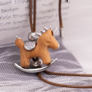 Conjunto de Joyería de Moda Bohemia para Fiesta: Colgante de Plata con Diseño Simple de Estrella de Zirconia y Cadena de Eslabones, Anillo, con Acabado de Alta Gama - Product Image 1