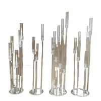 Centres de table en gros pour mariage : Candelabres décoratifs hauts en acrylique et cristal pour bougies de table