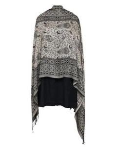 Étole classique en viscose tissée, longue et élégante pour femme, avec un tombé fluide, une texture douce et une finition texturée pour le quotidien - Product Image 4