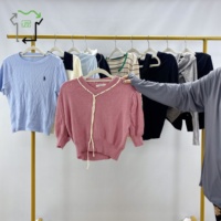 Vente en gros de hauts tricotés variés pour femmes d'occasion vêtements d'hiver épais pour les balles de vêtements d'occasion de printemps
