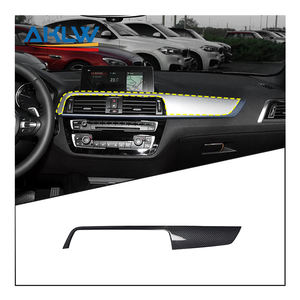 Накладка на центральную консоль для BMW 1 серии (2016-2018) и BMW 2 серии (2018-2019) из сухого карбона, прямые поставки с завода - Product Image 1